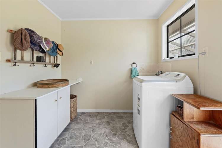 565 Barber Road Otewa_13