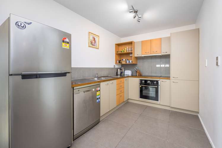 5a/121 Newton Road Eden Terrace_6