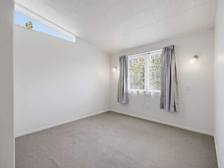 2/156 Rifle Range Road Hilltop_15