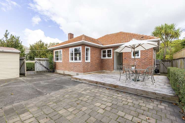 54 Savage Crescent West End_20