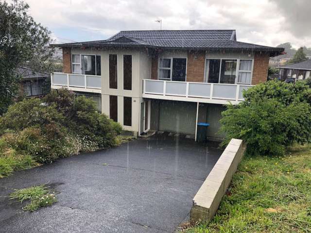 5 Large bedroom home in Mt Roskill !!