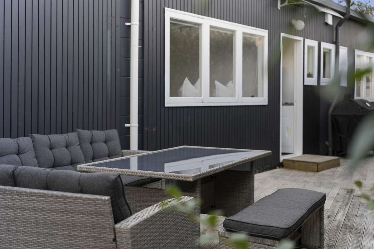 2/16 Rangitoto Terrace_1