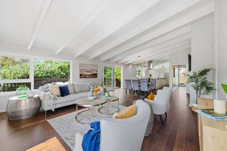 26 Pickwick Parade Mellons Bay_2