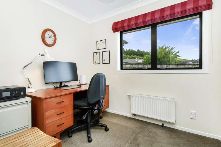 189 Woodman  Drive Tawa_12