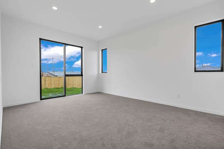 8 Bathurst Crescent Pokeno_15