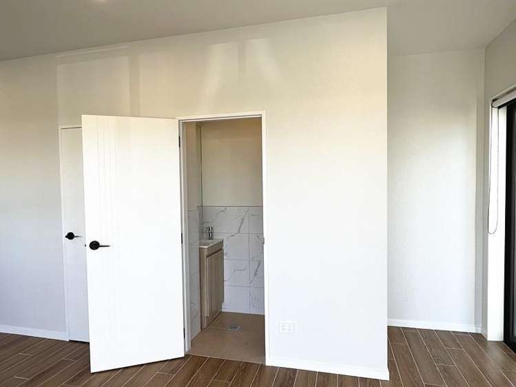 99 Grove Road Papakura_5