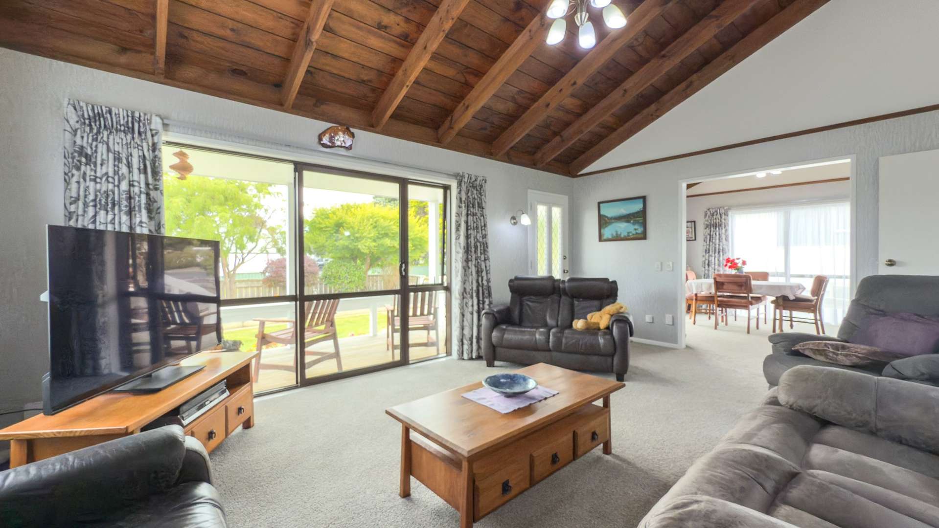 7 West Crescent Te Puru_0