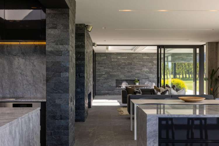 400 Pound Road Yaldhurst_18