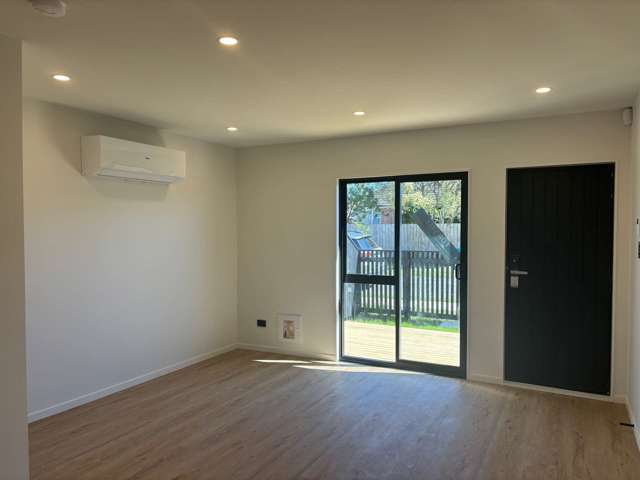 2/2 Anthony Place Pakuranga_3