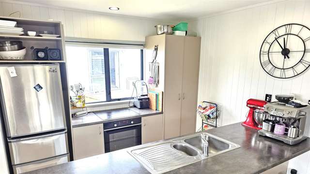 125 Ngaio Drive Matarangi_1