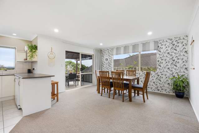 35 Rivervale Grove Stanmore Bay_4