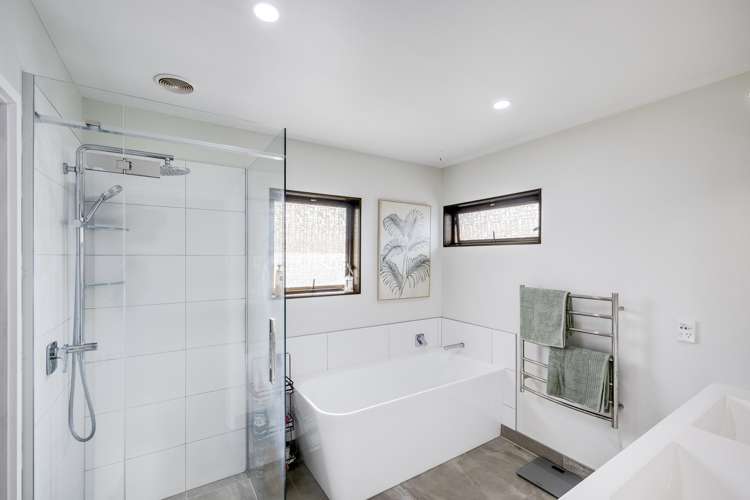 1 Ewan Place Taradale_18
