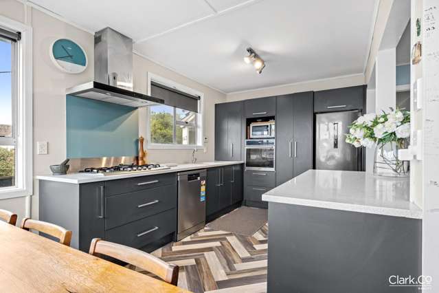 142 Te Pene Avenue Titahi Bay_4