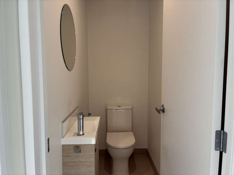 101 WAITUARUA DRIVE "Waiata Shores" Takanini_31