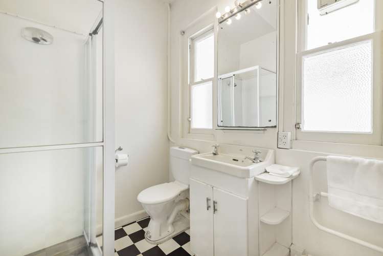 1/179 Jervois Road Herne Bay_8