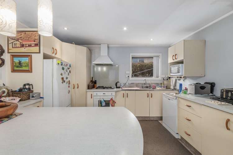 43 Smiths Road Matua_16