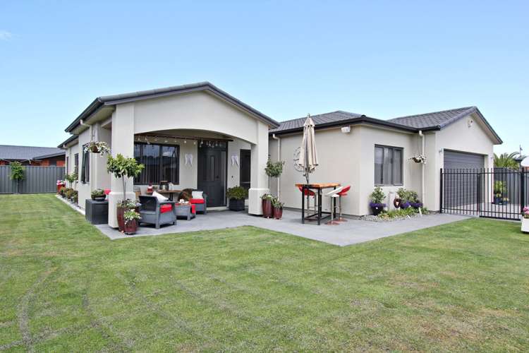 14 Portland Place Poraiti_15