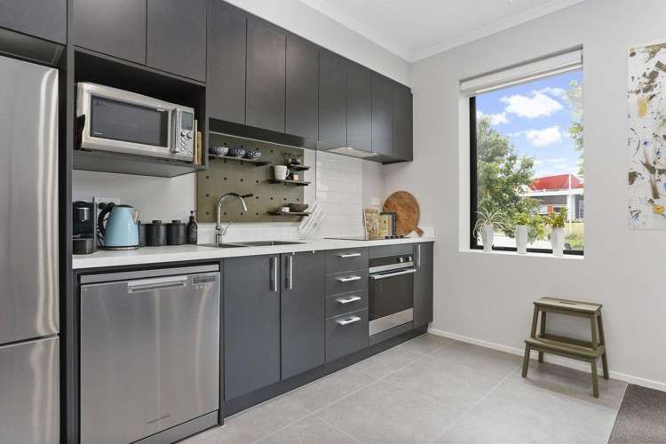 2/7 Uku Lane Hobsonville_5