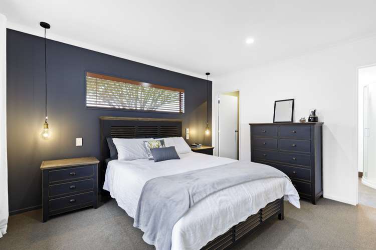 16 Daniel Place Kelvin Grove_12