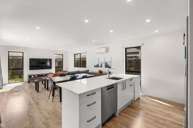 7 Cowley Lane Rolleston_3