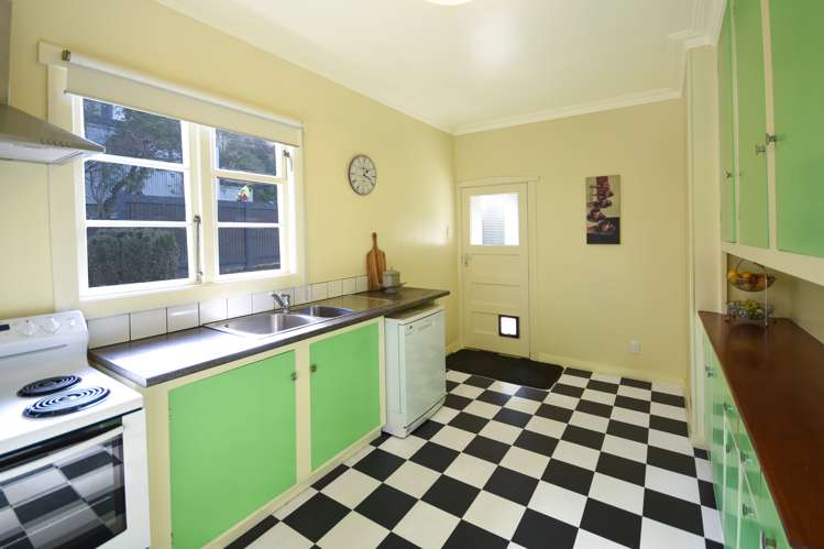 37 Totara Street Ravensbourne_7