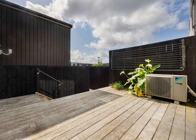 4/1 Scott Road Hobsonville_9