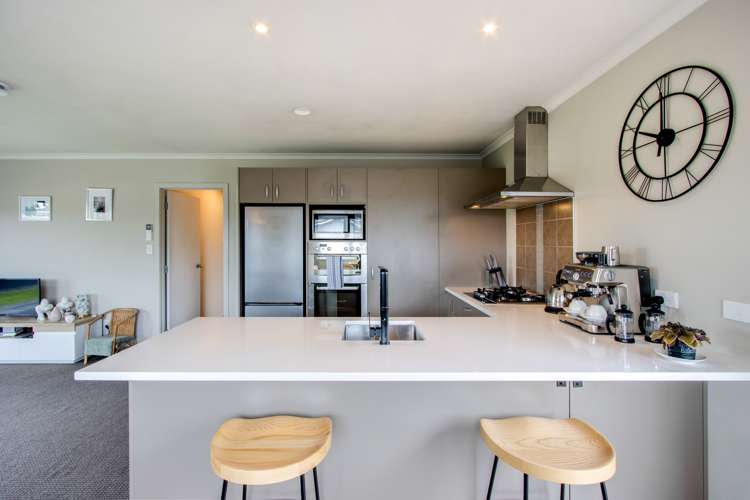 16a Addison Street Onekawa_0