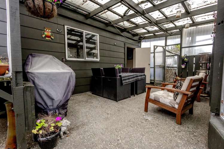 79 Livingstone Street Hokitika_25