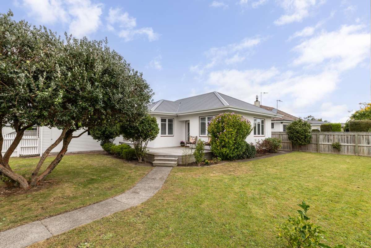 20 Cassino Crescent_0