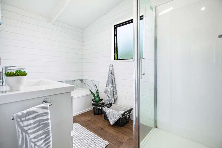 96 Waimumu Road Massey_12