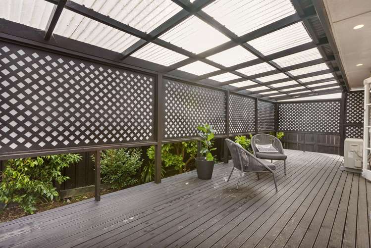 9 Glengarry Road Glen Eden_12