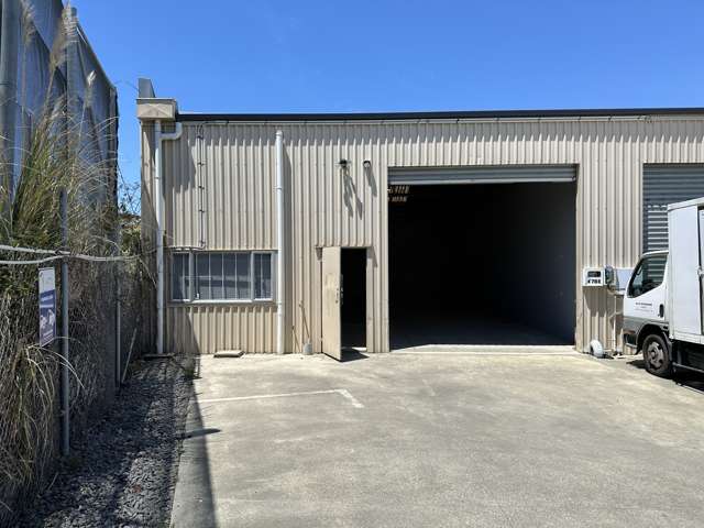 Austin Street rear unit for lease