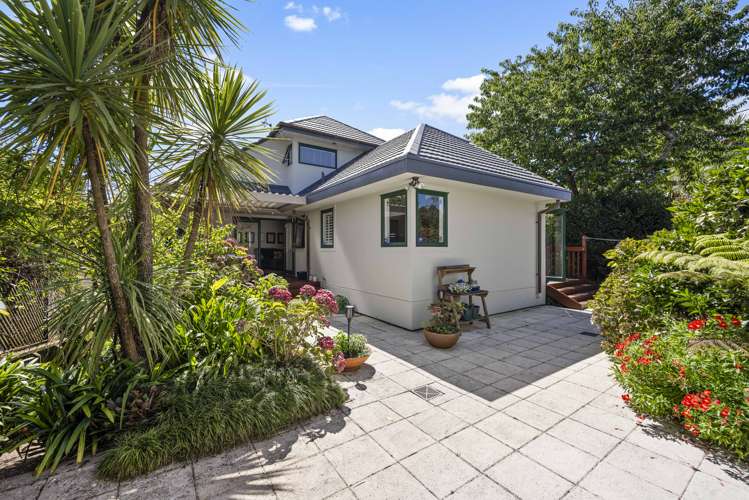 18 Landscape Road Mount Eden_44