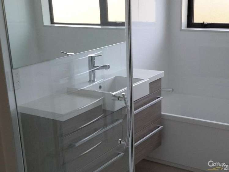 20 Andalusian Way Karaka_2