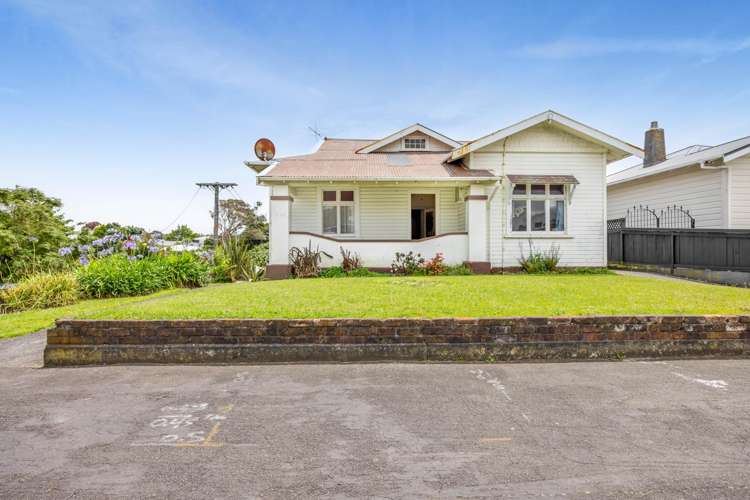 230 Devon Street West New Plymouth Central_6