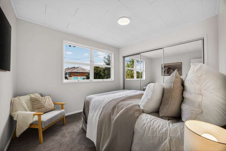 6 Kingsway Avenue Sandringham_15