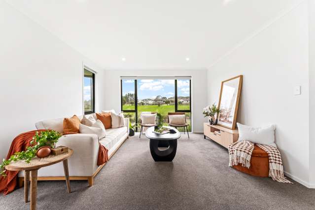 Sunny & Spacious - Your Golden Opportunity Awaits!