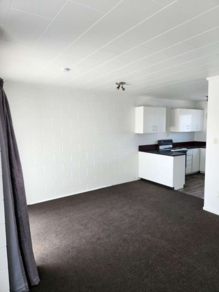 4/235 Old Farm Road 1076_3