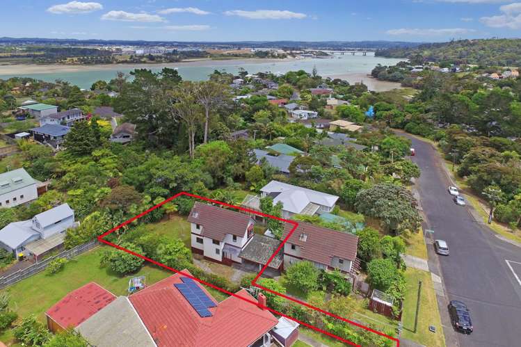 2/78 Aeroview Drive Beach Haven_17