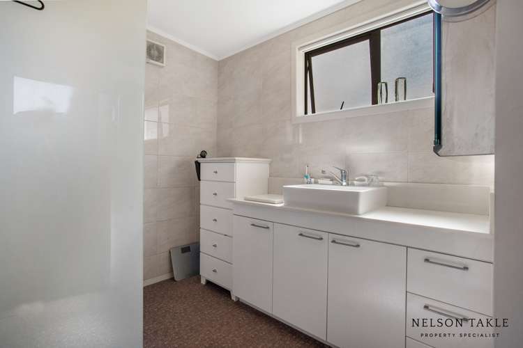 12 Muirfield Street Wattle Downs_8