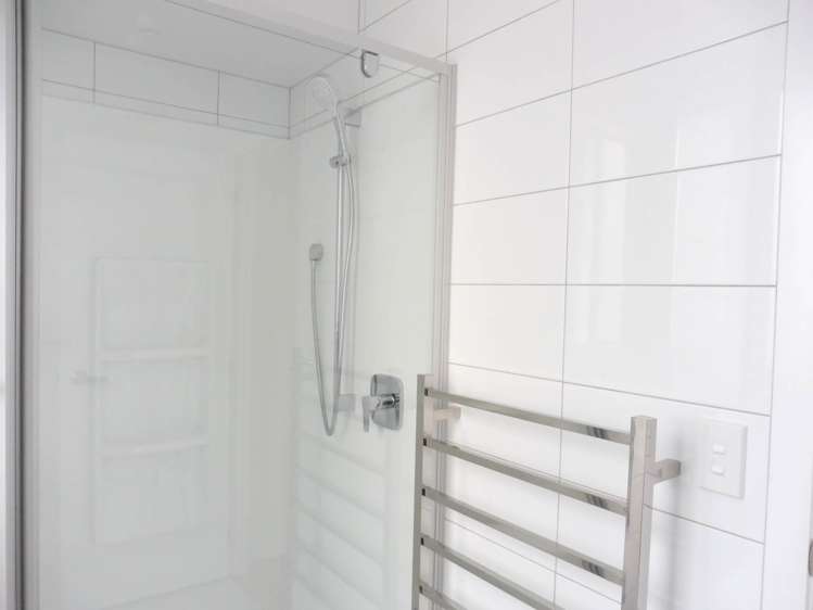 02/187g Barbarich Drive Stonefields_7