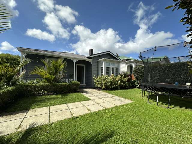 42 Pine Street Mount Eden_1