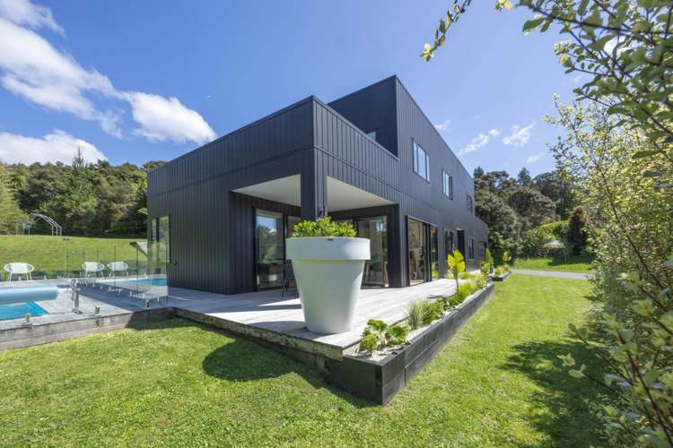 323H Huia Road Titirangi_19