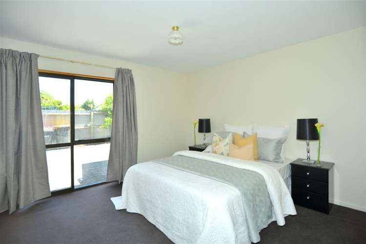 2/18 Winters Road Redwood_9