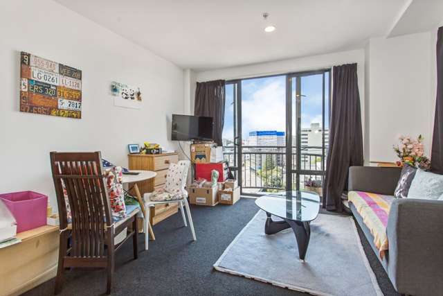 8h/11 Howe Street Freemans Bay_4