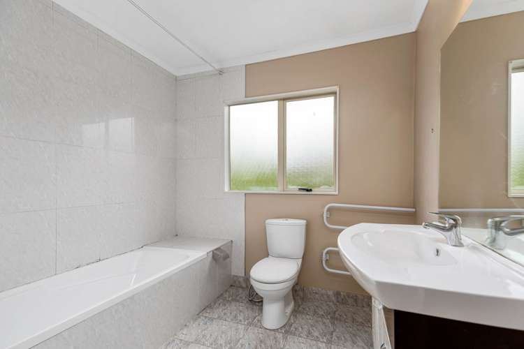 15a Kimber Hall Avenue Mount Roskill_11