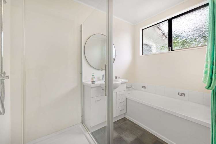 142 Holborn Drive Stokes Valley_10