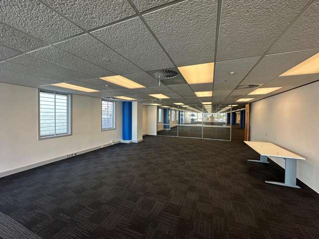 8 Gloucester Park Road Onehunga_2