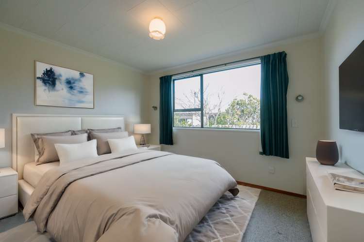 2 Raeburn Place Gore_10