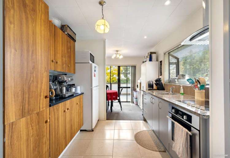 19 Anglers Way Wattle Downs_3